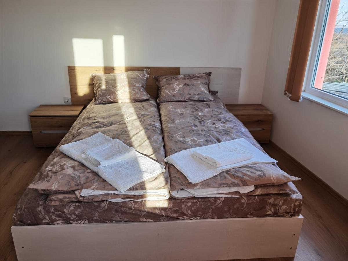 Винарна-Славовица Kalugerovo Extérieur photo